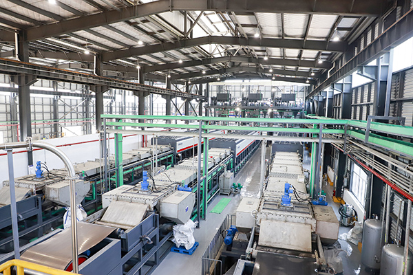 废旧动力电池预处理成套装备项目现场 (2).JPG 废旧动力电池预处理成套装备项目现场 (2).JPG